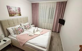 Alice Apartment
